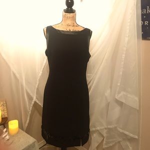 Women’s 16 LBD dress Classy!